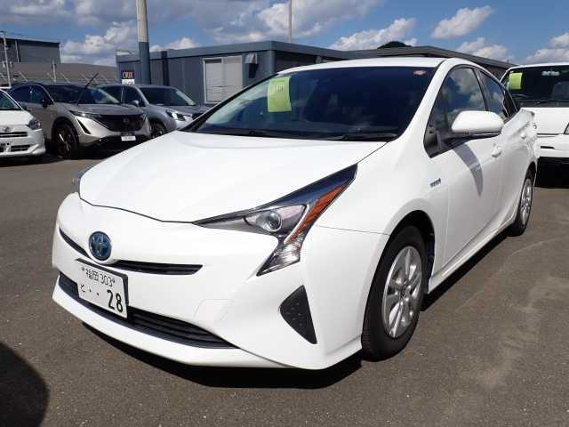 TOYOTA PRIUS 2017