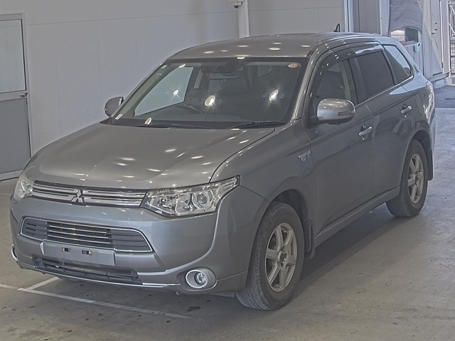 MITSUBISHI OUTLANDER PHEV