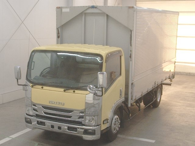 MAZDA TITAN 2017