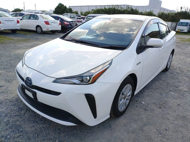 TOYOTA PRIUS 2019