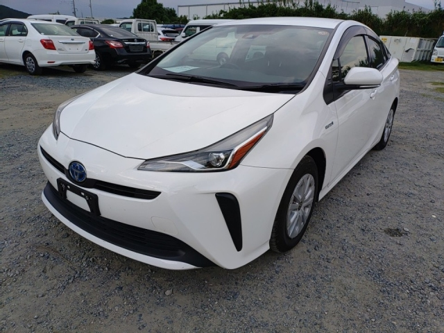 TOYOTA PRIUS 2019