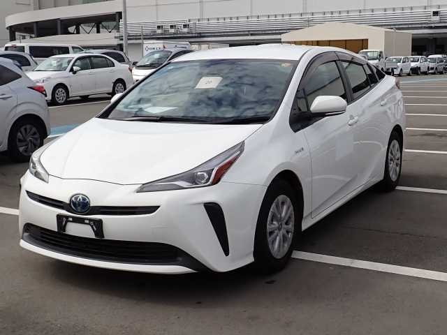 TOYOTA PRIUS 2019