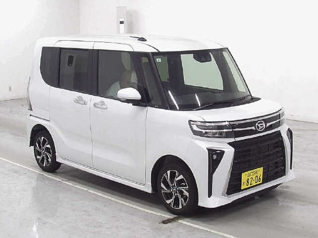 DAIHATSU TANTO 2024