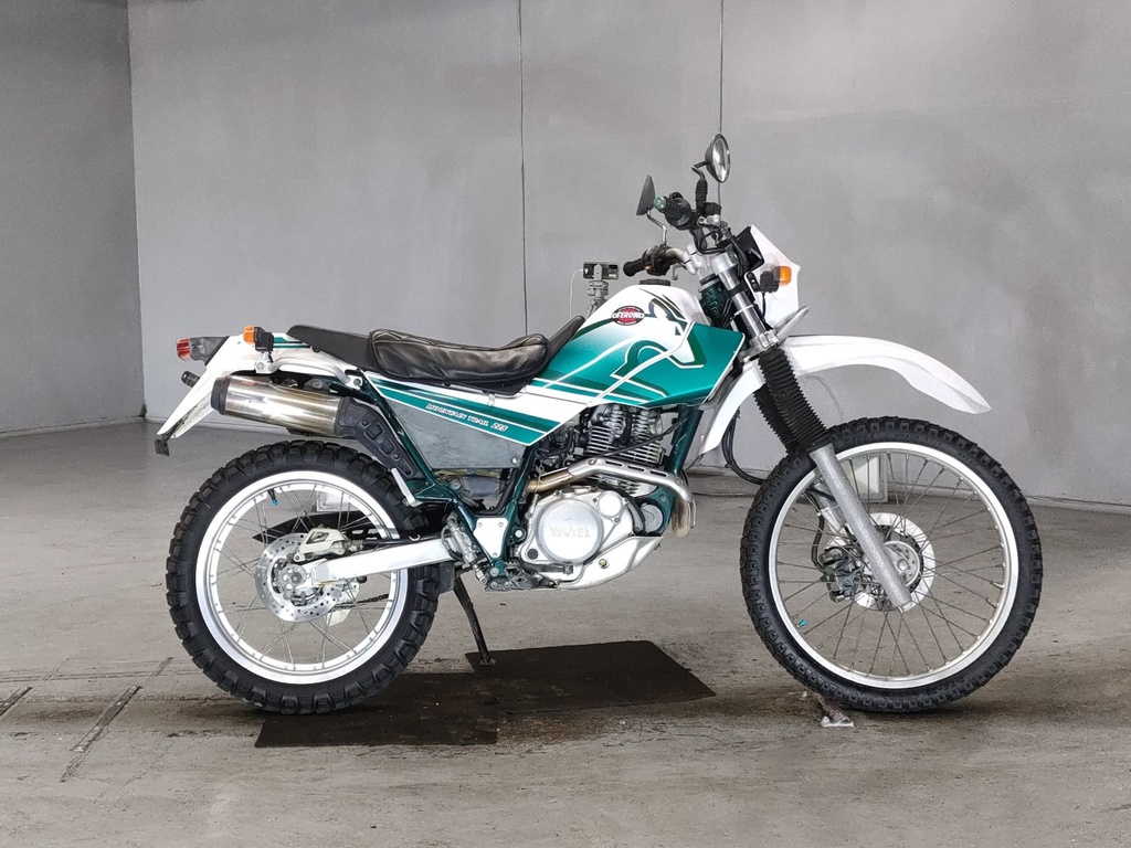 Yamaha SEROW 225